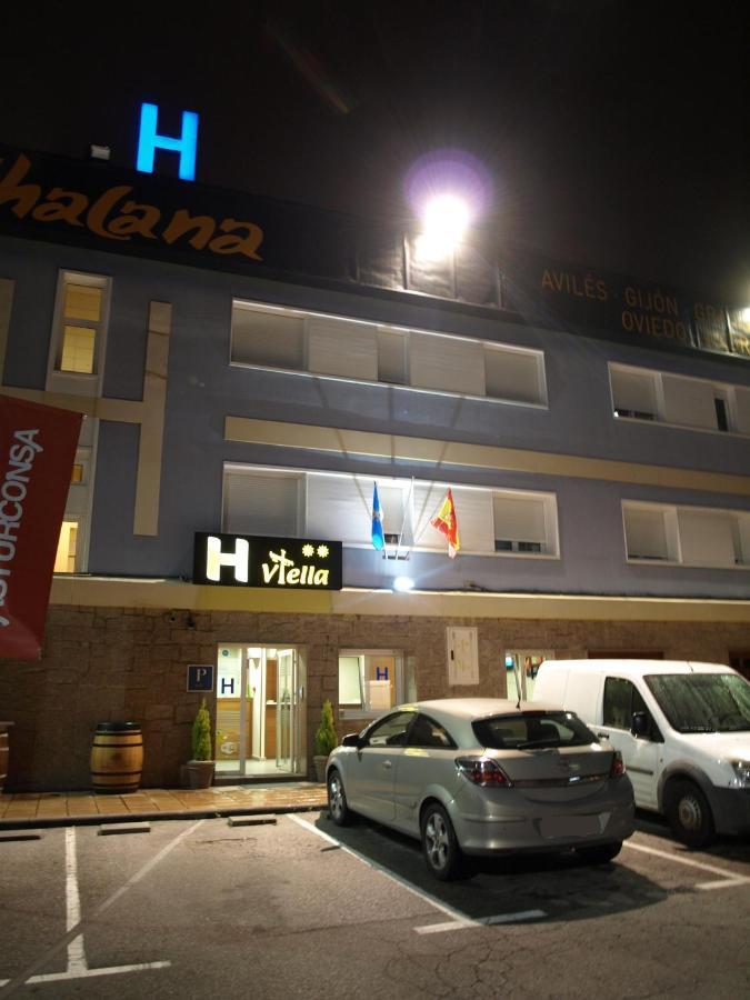 Pension Viella Asturias Oviedo Exteriör bild